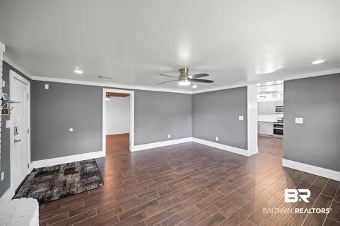 Living - 24663 Chestnut St, Elberta, AL 36530 photo 2 of 3