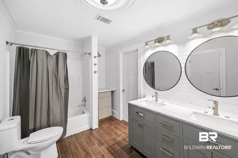 Bath - 24663 Chestnut St, Elberta, AL 36530 photo 1 of 2