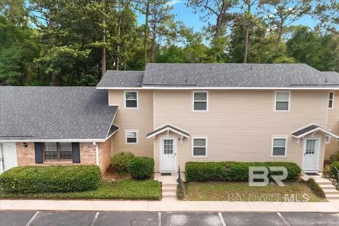 320 Volanta Ave #C2, Fairhope, AL 36532