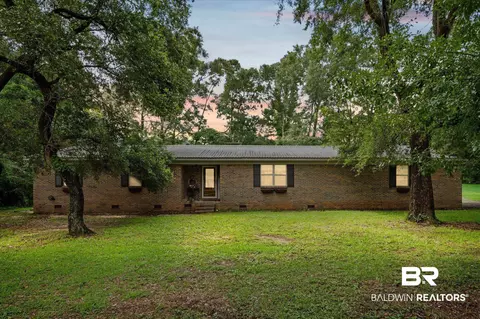 10751 Longview Dr, Grand Bay, AL 36541