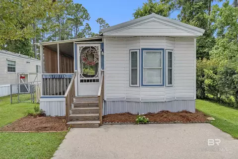 286 Buena Vista Cir, Lillian, AL 36549