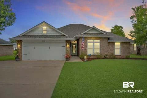 8917 Shoenight Cir, Foley, AL 36535