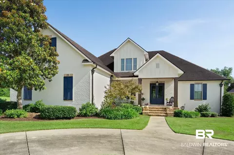 17259 Seldon St, Fairhope, AL 36532