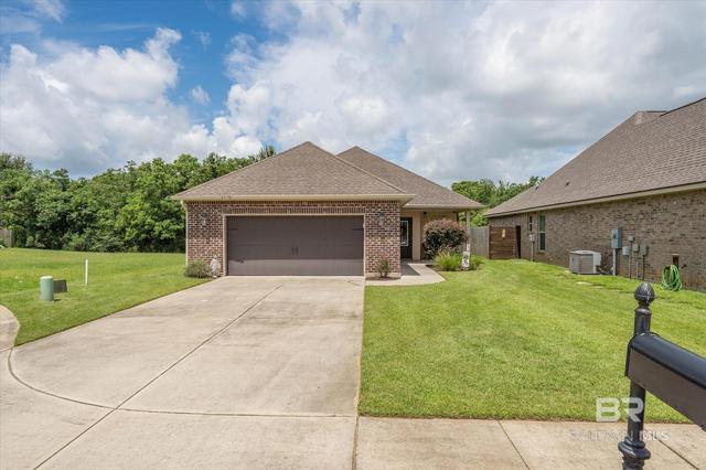 6073 Waterford Dr, Foley, AL 36535