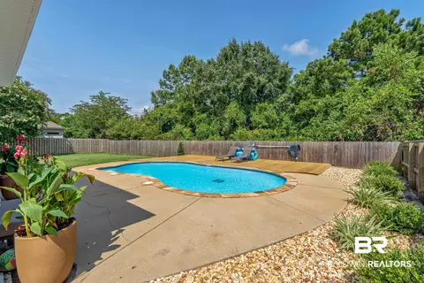 Exterior - 9392 Sanibel Loop, Daphne, AL 36526 photo 7 of 13