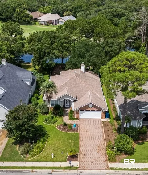 105 Lagoon Dr, Gulf Shores, AL 36542