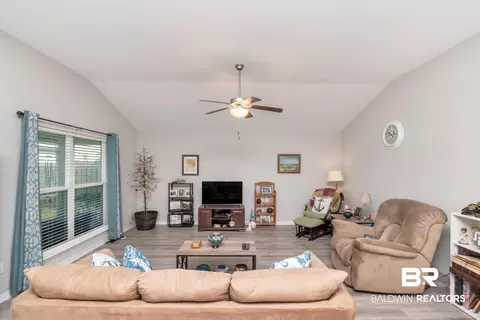 1295 Hayward Loop, Foley, AL 36535 photo 4