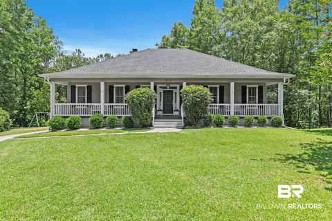 35719 Delvan Ln, Bay Minette, AL 36507