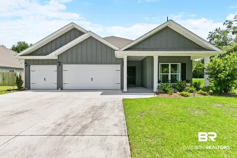 705 Calibre St, Fairhope, AL 36532