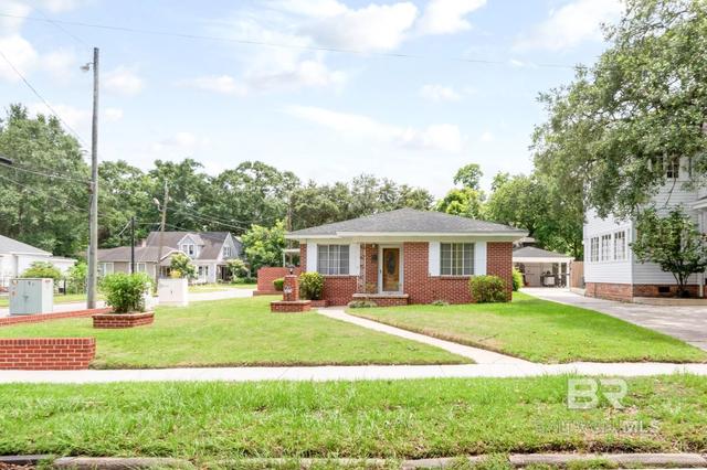 1901 Dauphin St, Mobile, AL 36606