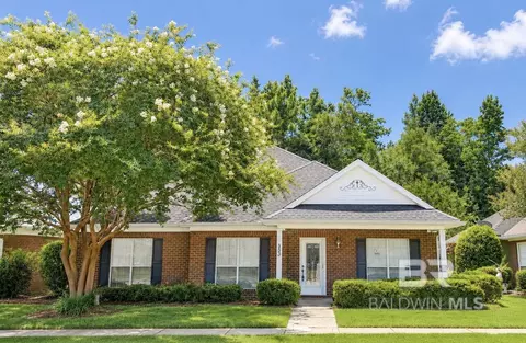 303 Savannah Cir, Foley, AL 36535