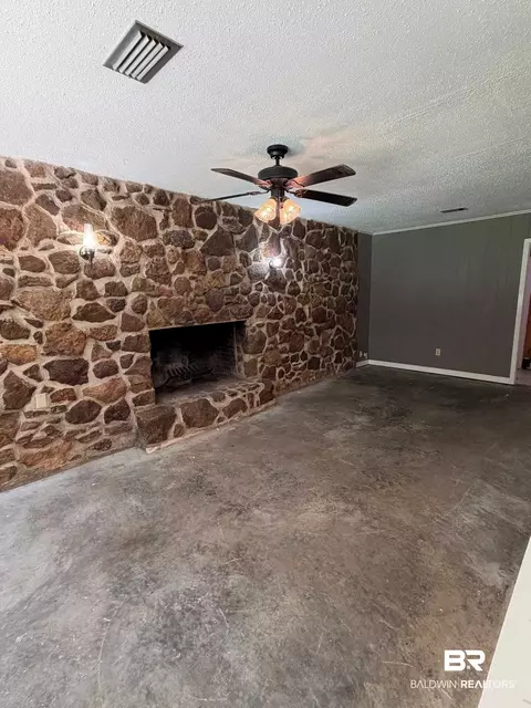 121 Windsor Dr, Daphne, AL 36526 photo 13