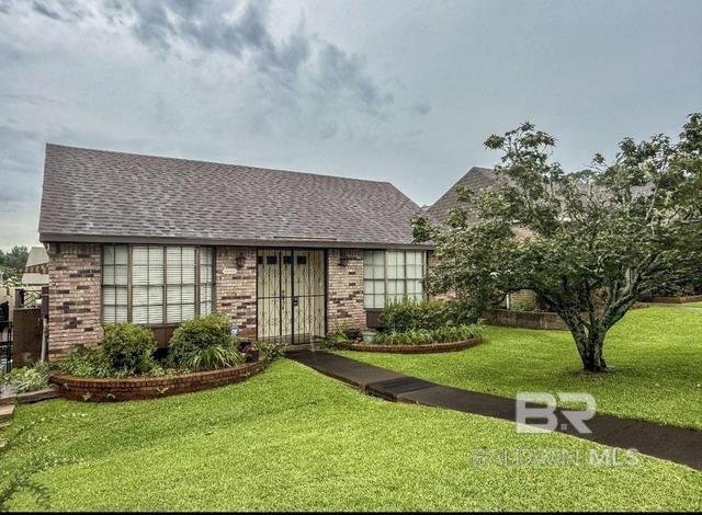 6093 S Highland Cir, Mobile, AL 36608