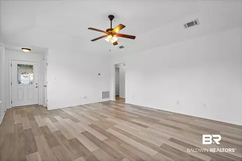 8980 Spring Grv, Mobile, AL 36695 photo 3