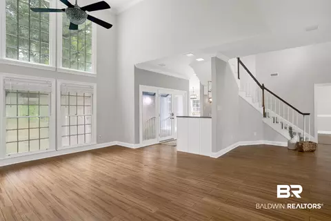 Living - 2127 Ryegate Ct, Mobile, AL 36693 photo 2 of 7