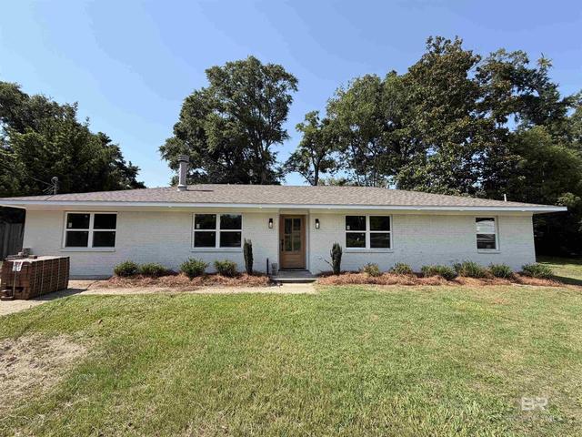 29 Paddock Dr, Fairhope, AL 36532
