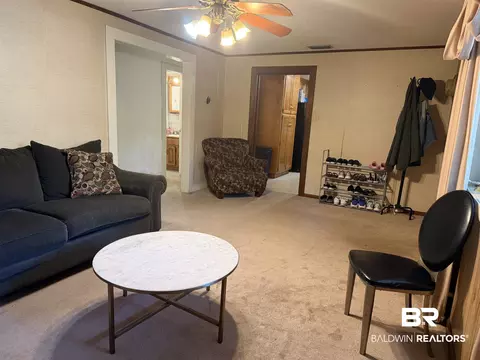 Living - 1401 Forest Ridge Rd, Mobile, AL 36618 photo 2 of 3