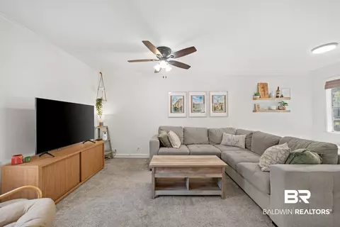 Other - 205 Pinehill Dr, Mobile, AL 36606 photo 3 of 10