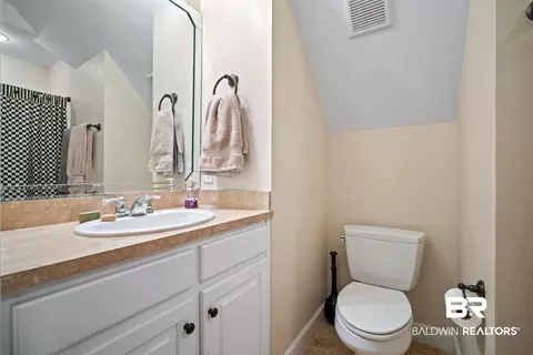 Bath - 2805 Grant St, Mobile, AL 36606 photo 3 of 3