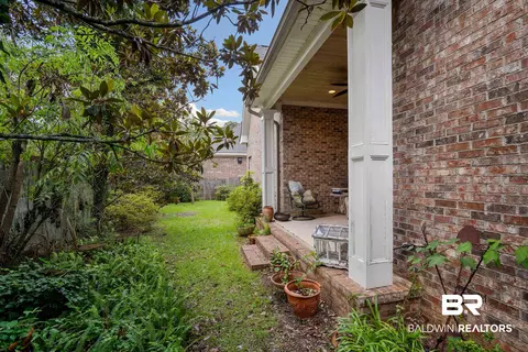 Exterior - 2805 Grant St, Mobile, AL 36606 photo 4 of 6