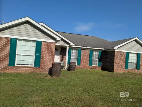 62539 Presley Rd, Atmore, AL 36502