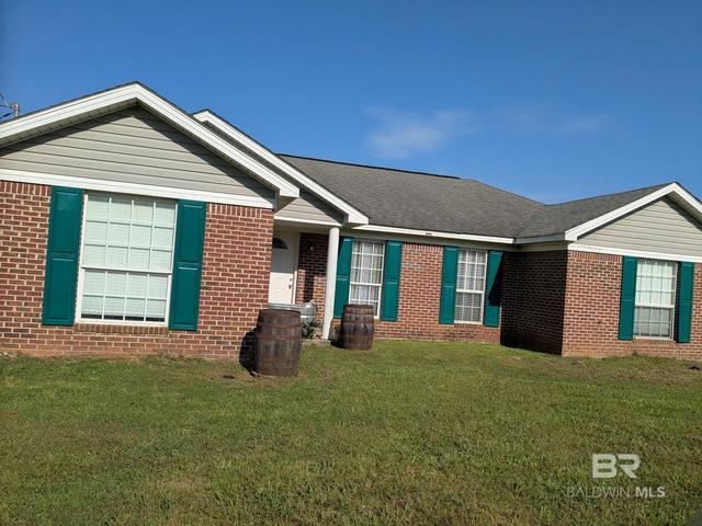 62539 Presley Rd, Atmore, AL 36502