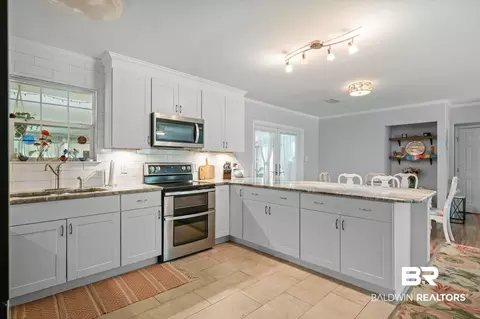 Kitchen - 12559 S Chicago St, Elberta, AL 36530 photo 4 of 4