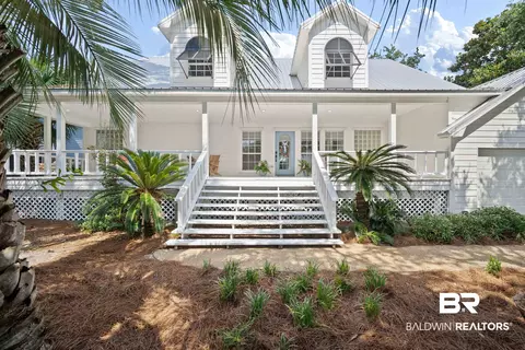 511 Buchanan Dr, Dauphin Island, AL 36528
