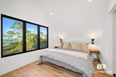Bedroom - 33349 River Rd, Orange Beach, AL 36561 photo 3 of 5