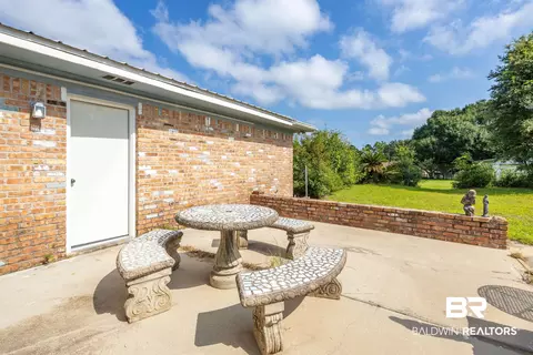 Exterior - 9596 Hildreth Dr, Perdido Beach, AL 36530 photo 2 of 18