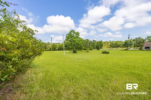Exterior - 9596 Hildreth Dr, Perdido Beach, AL 36530 photo 11 of 18