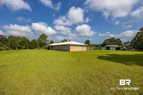 Exterior - 9596 Hildreth Dr, Perdido Beach, AL 36530 photo 7 of 18