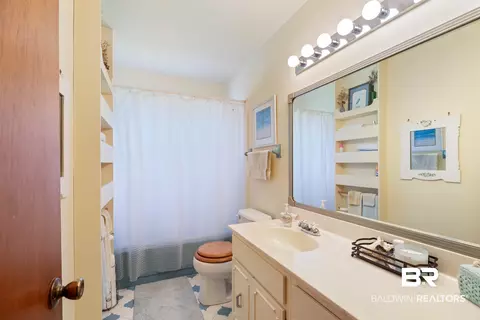Bath - 9596 Hildreth Dr, Perdido Beach, AL 36530 photo 1 of 5