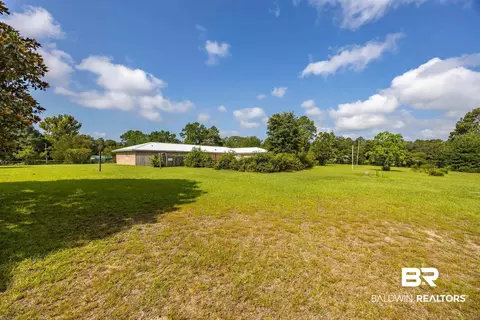 Exterior - 9596 Hildreth Dr, Perdido Beach, AL 36530 photo 6 of 18