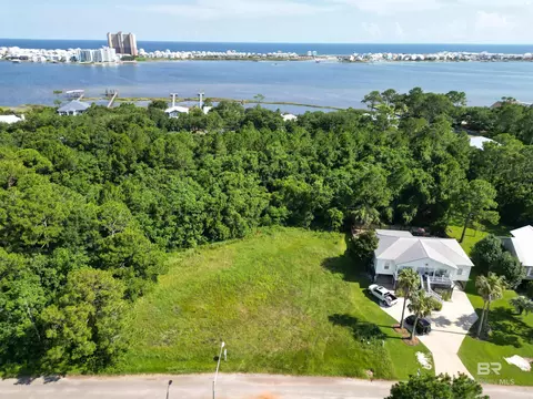 16818 Patricia Dr, Gulf Shores, AL 36542