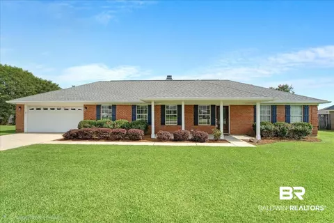 19660 Ogrady Ave, Robertsdale, AL 36567