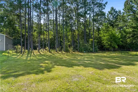 Exterior - 9427 Hammock Rd, Elberta, AL 36530 photo 11 of 11