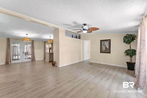 Living - 25231 Pompano Dr, Elberta, AL 36530 photo 3 of 4
