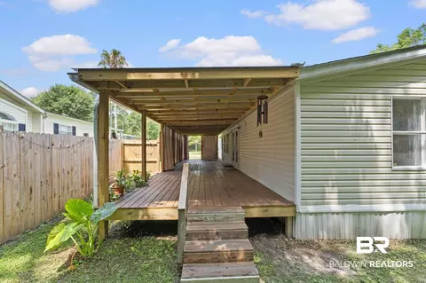 Exterior - 25231 Pompano Dr, Elberta, AL 36530 photo 7 of 13