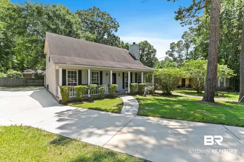 Exterior - 110 Iris Cir, Daphne, AL 36526 photo 3 of 22
