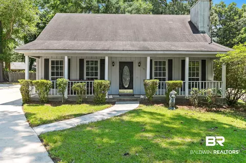 Exterior - 110 Iris Cir, Daphne, AL 36526 photo 2 of 22