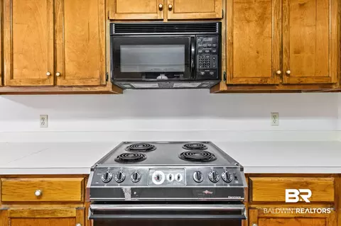 Kitchen - 110 Iris Cir, Daphne, AL 36526 photo 6 of 6
