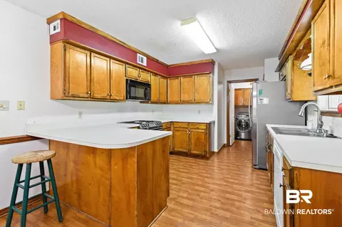 Kitchen - 110 Iris Cir, Daphne, AL 36526 photo 2 of 6