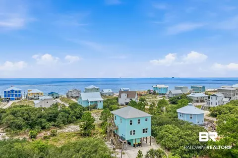 6558 Driftwood Dr, Gulf Shores, AL 36542