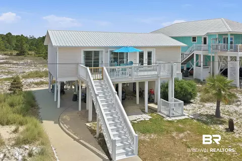5615 Pizarro Ave, Gulf Shores, AL 36542