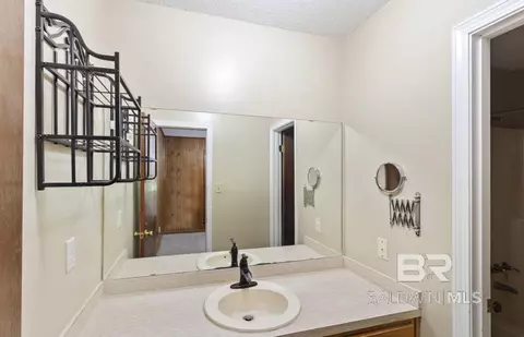 Bath - 34750 Oak Ln, Stapleton, AL 36578 photo 1 of 1