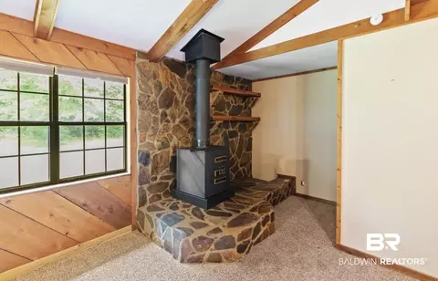 Living - 34750 Oak Ln, Stapleton, AL 36578 photo 4 of 4
