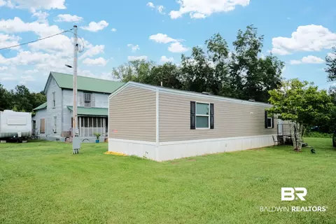 43198 Pine Grove Rd, Bay Minette, AL 36507