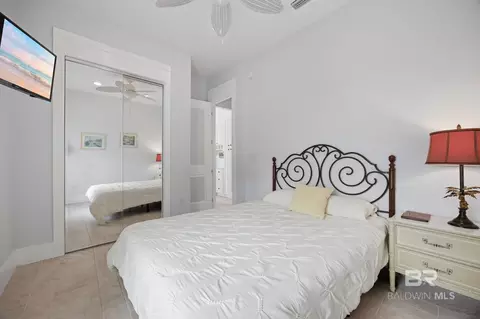 Bedroom - 11901 Gateway Dr, Elberta, AL 36530 photo 3 of 3