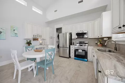 Kitchen - 11901 Gateway Dr, Elberta, AL 36530 photo 1 of 2